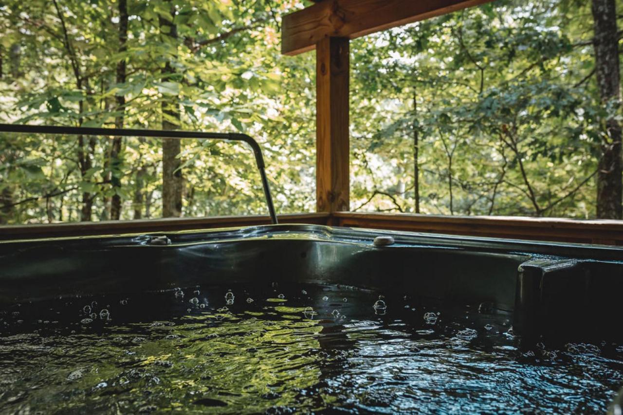 Deer Run Cabin At 36 North - Hot Tub Purlear Esterno foto