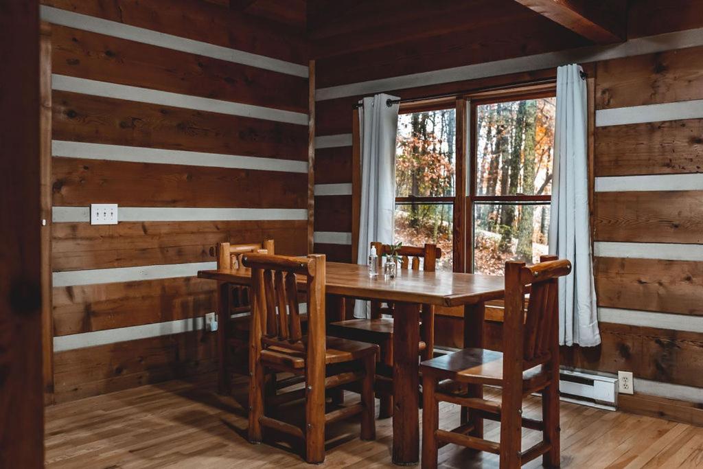 Deer Run Cabin At 36 North - Hot Tub Purlear Esterno foto