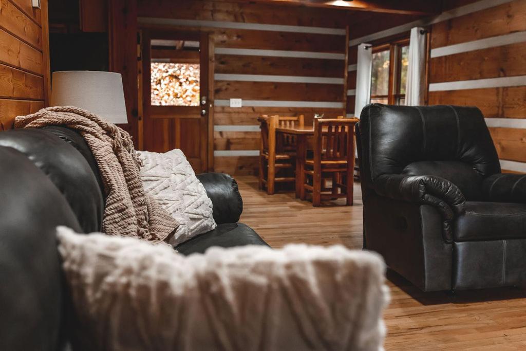 Deer Run Cabin At 36 North - Hot Tub Purlear Esterno foto